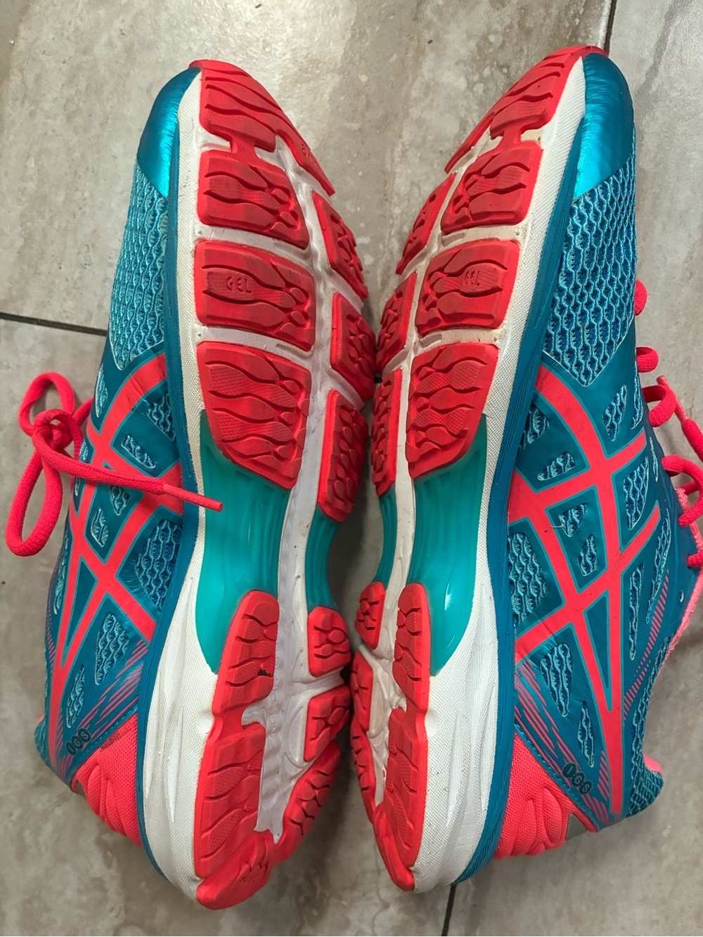 Asics Women's Teal and Coral Athletic Running Shoes - Picture 3 of 4